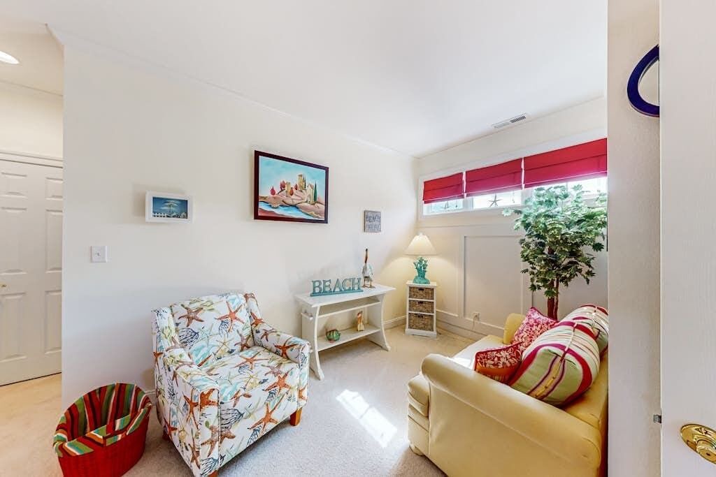 Photo of Livingroom in The Commons