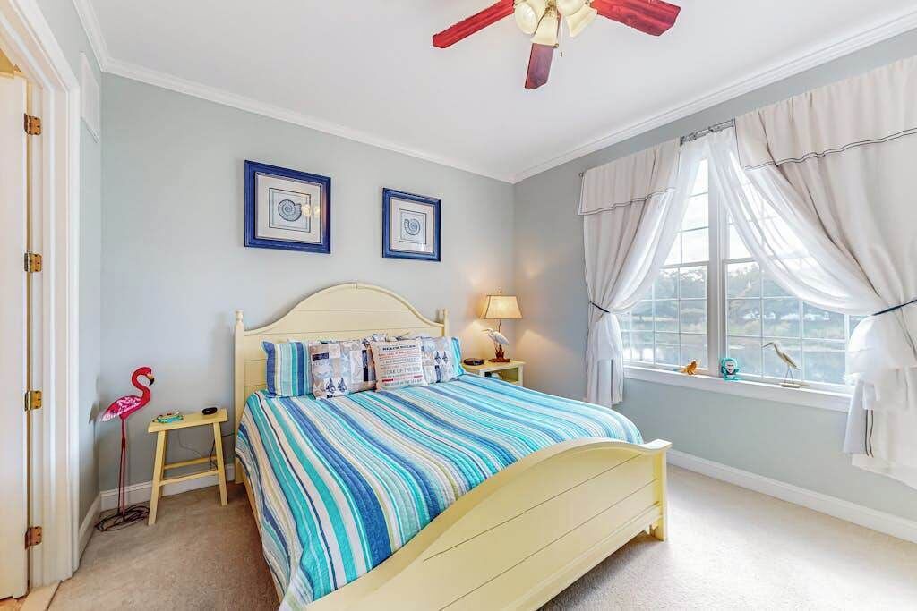 Photo of Bedroom in The Commons