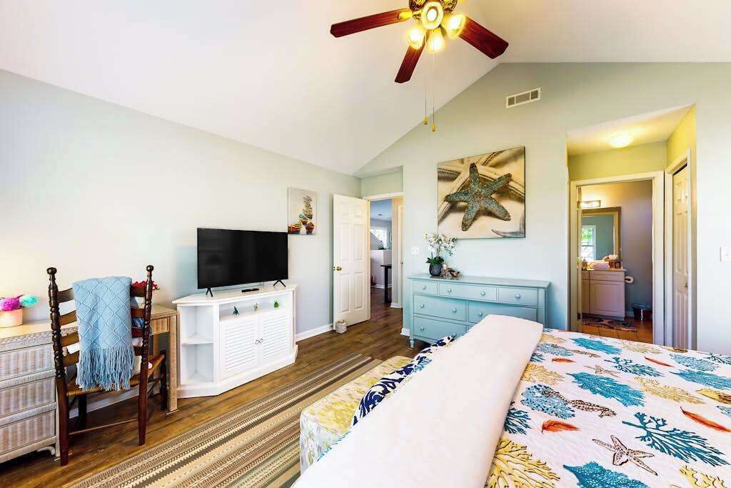 Photo of Bedroom in Frankford