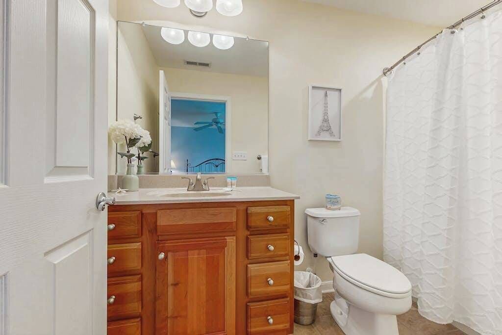 Photo of Bathroom in Sun Ridge