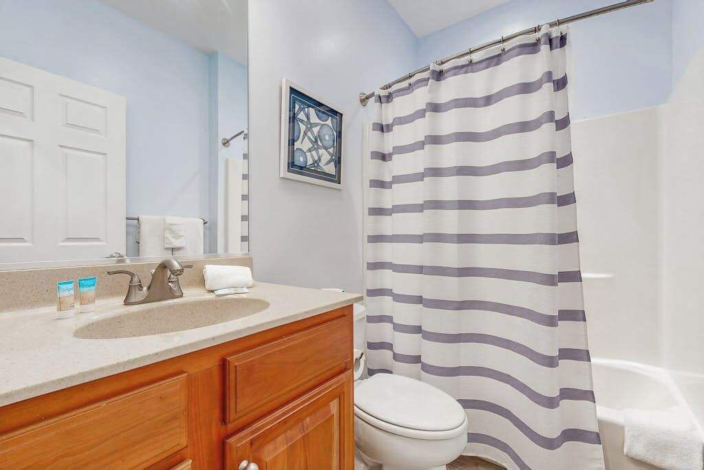 Photo of Bathroom in Sun Ridge