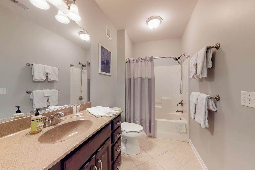 Photo of Bathroom in Sun Ridge