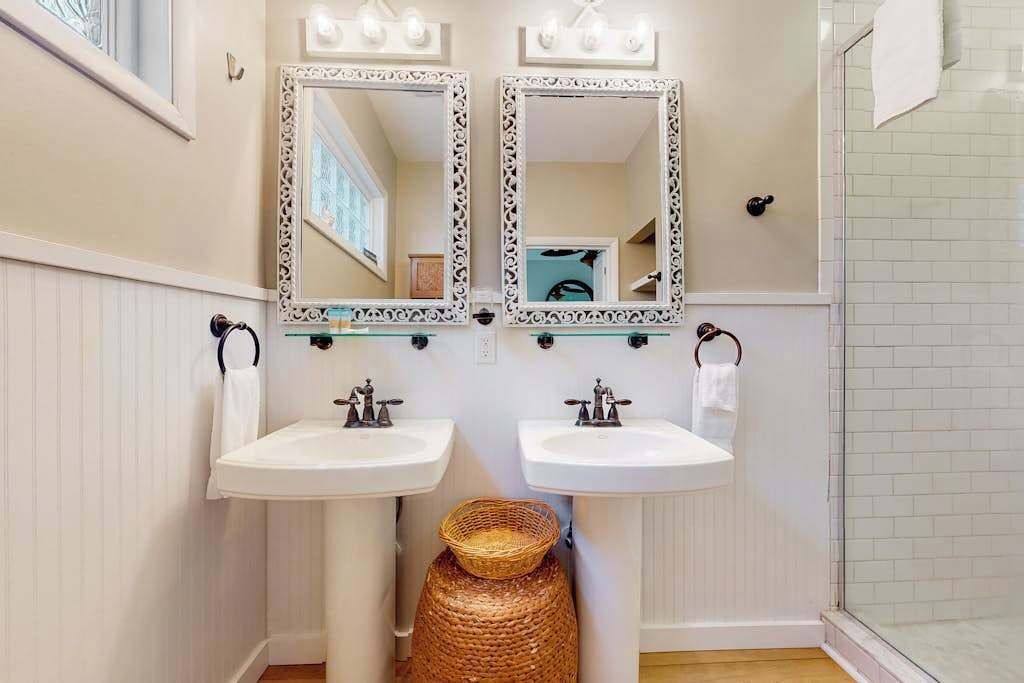 Photo of Bathroom in Sandpiper Pines