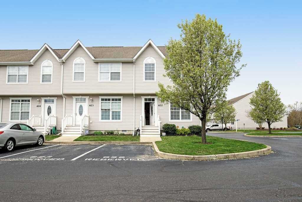 Photo of Outdoor in Bethany Breeze