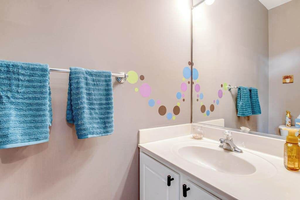 Photo of Bathroom in Bethany Breeze