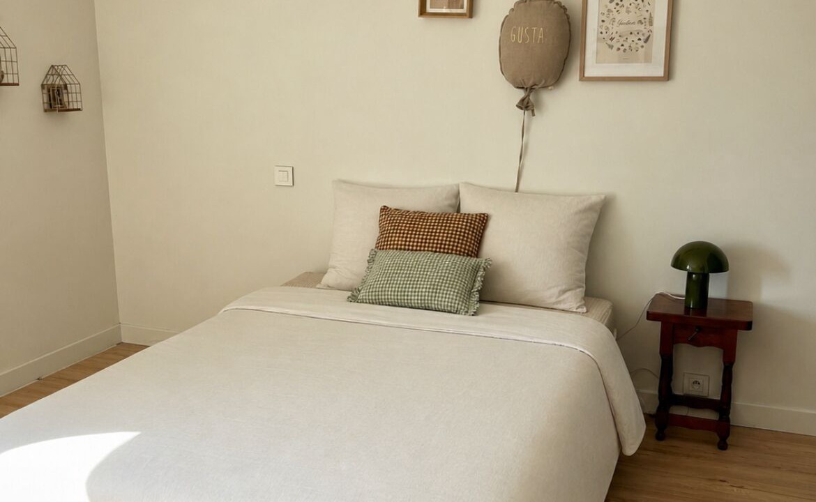 Photo of Bedroom in Saint-Michel-en-l'Herm