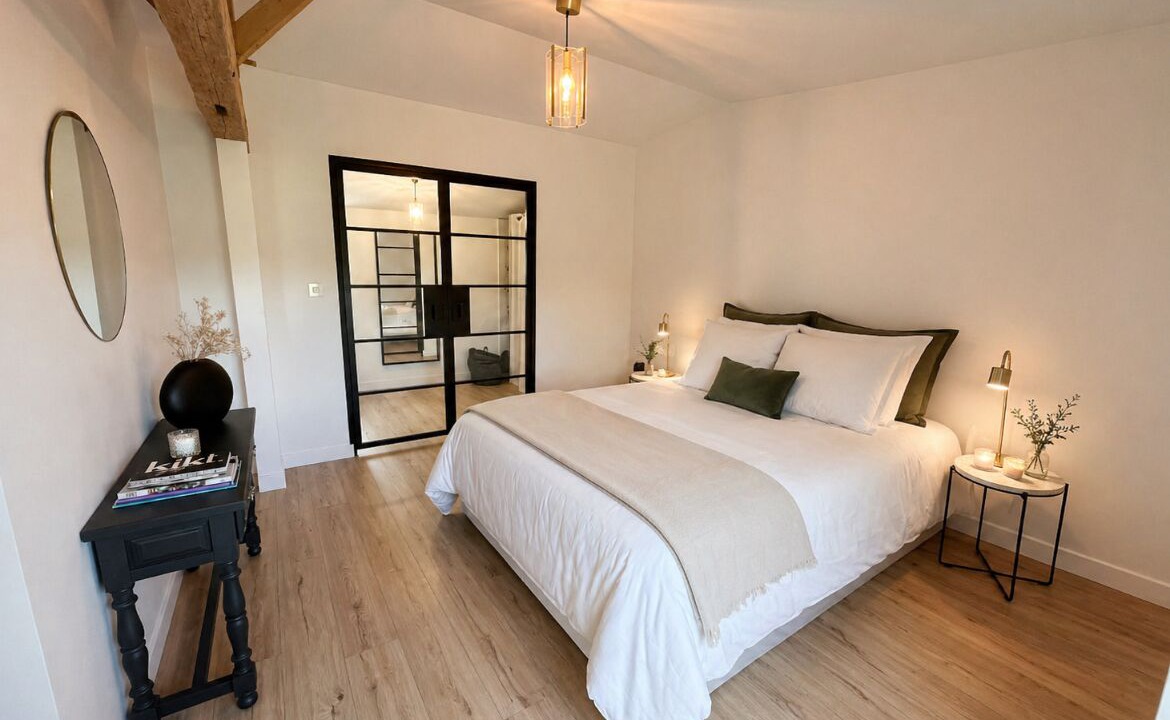 Photo of Bedroom in Saint-Michel-en-l'Herm