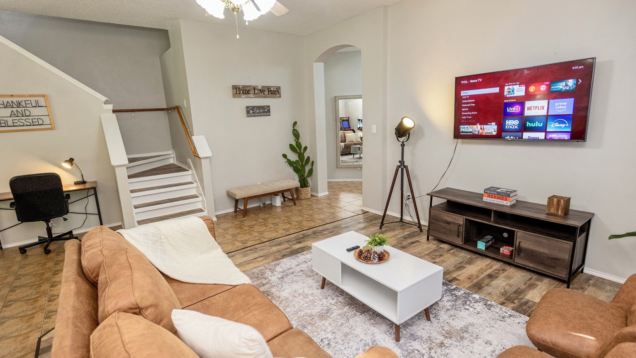 Photo of Livingroom in Fossil Creek