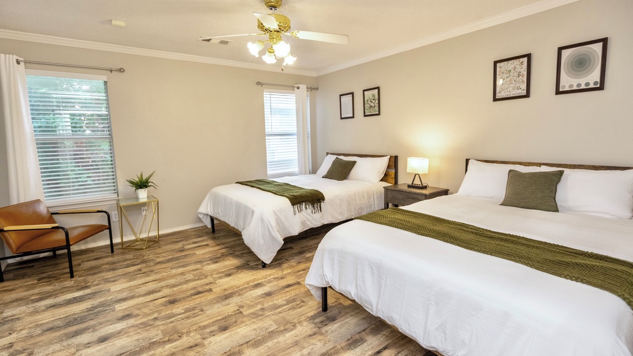 Photo of Bedroom in Fossil Creek