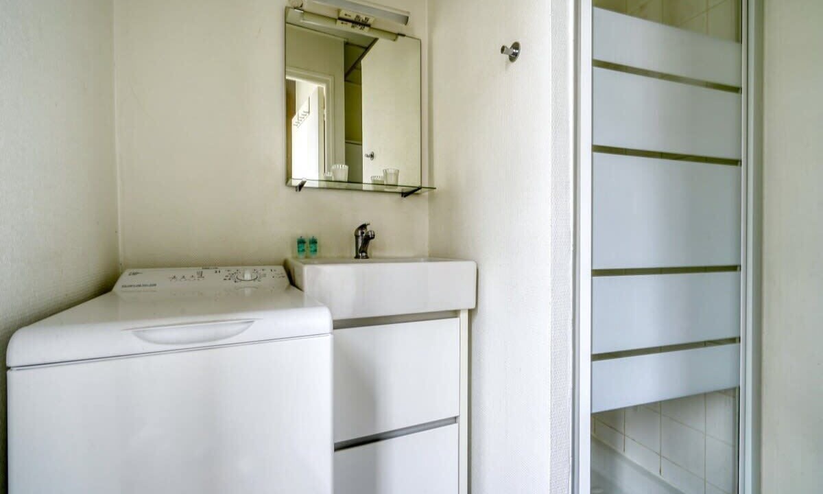 Photo of Bathroom in Batignolles