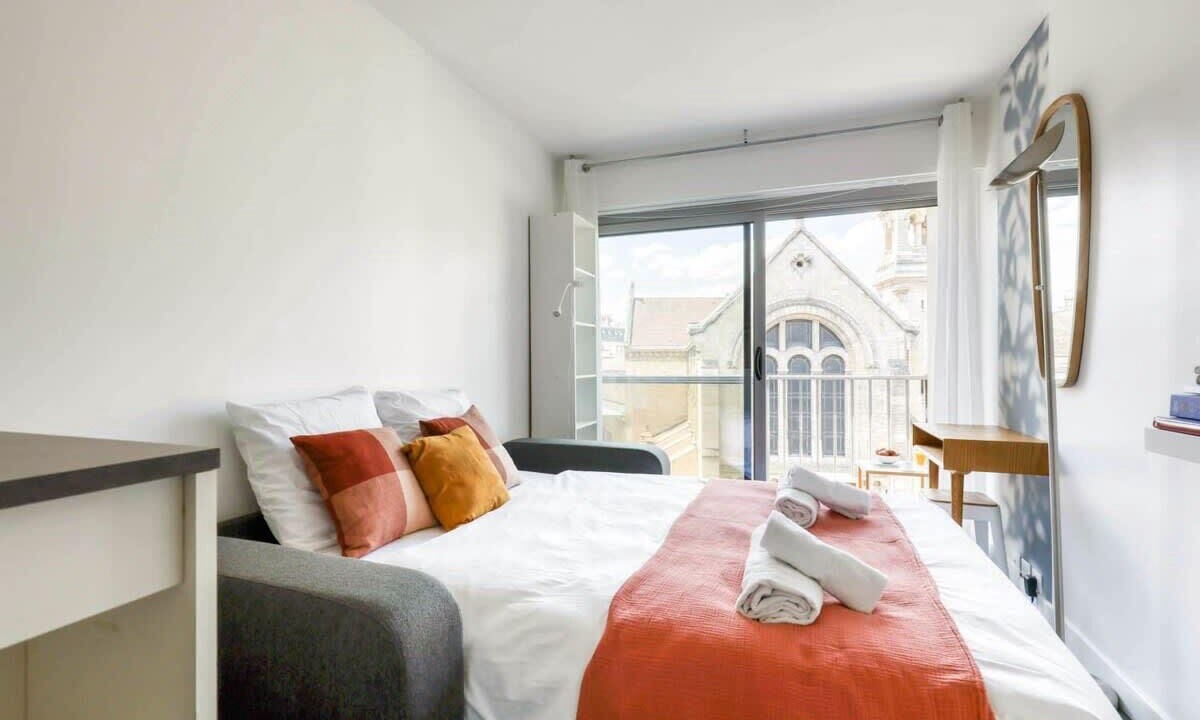 Photo of Bedroom in 16th Arrondissement