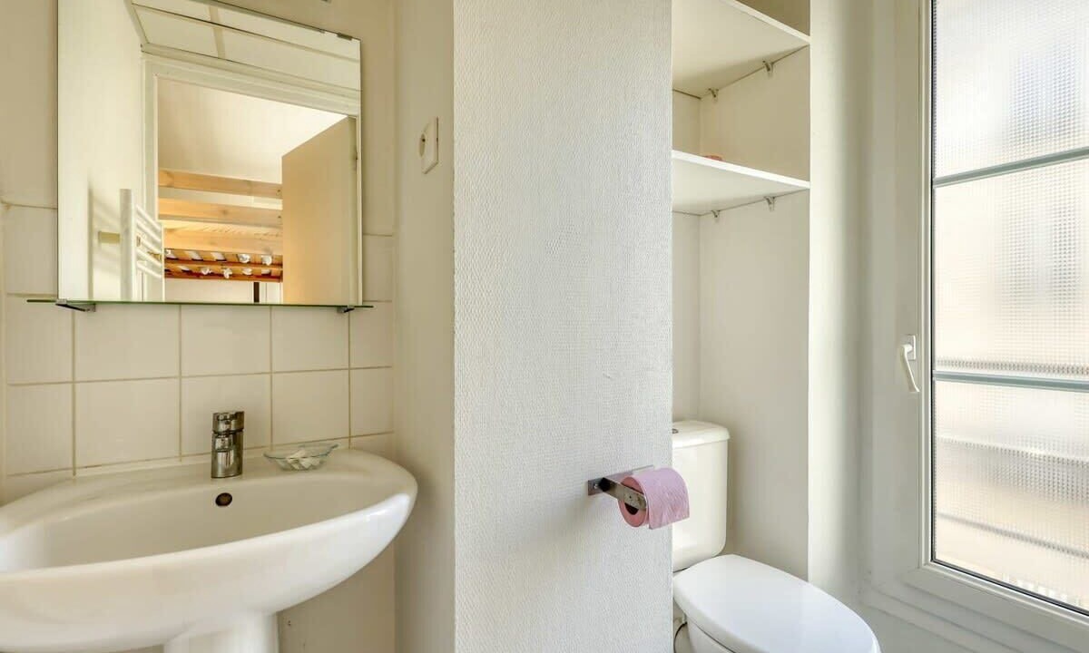 Photo of Bathroom in Batignolles