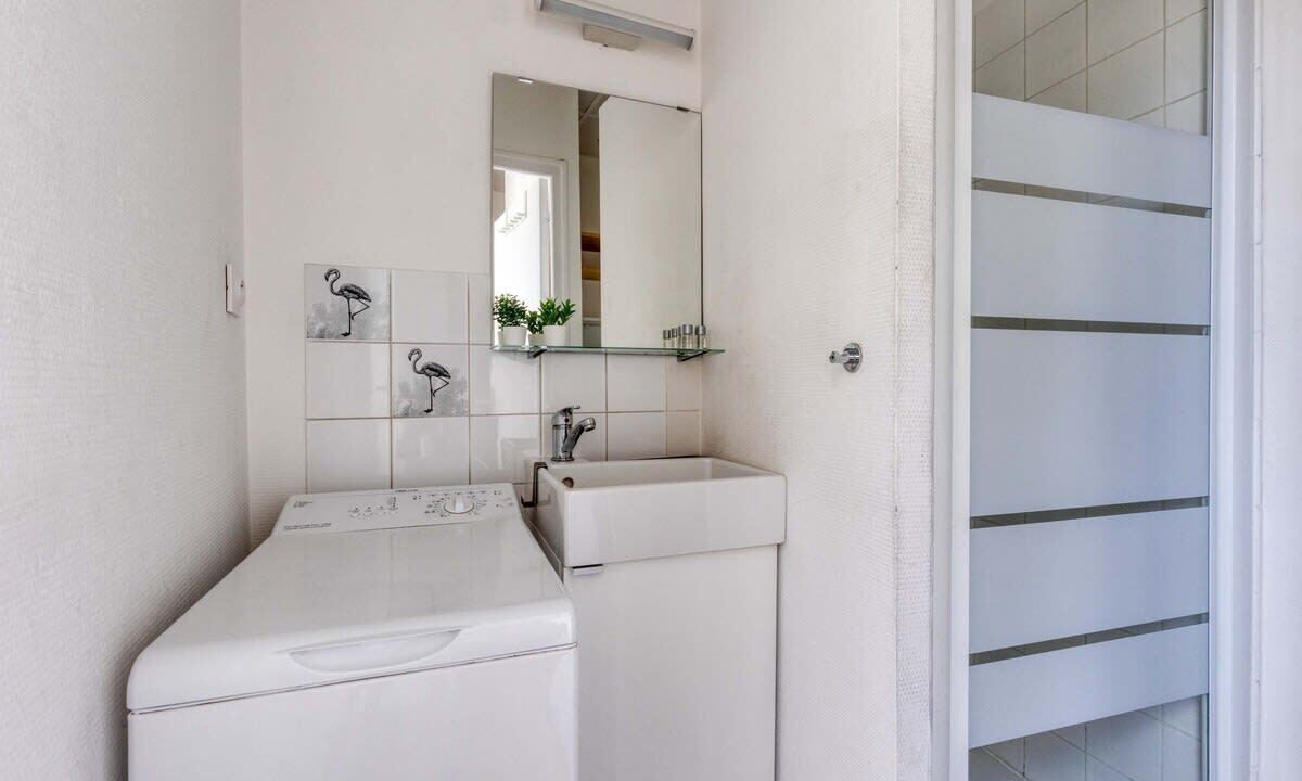 Photo of Bathroom in Batignolles
