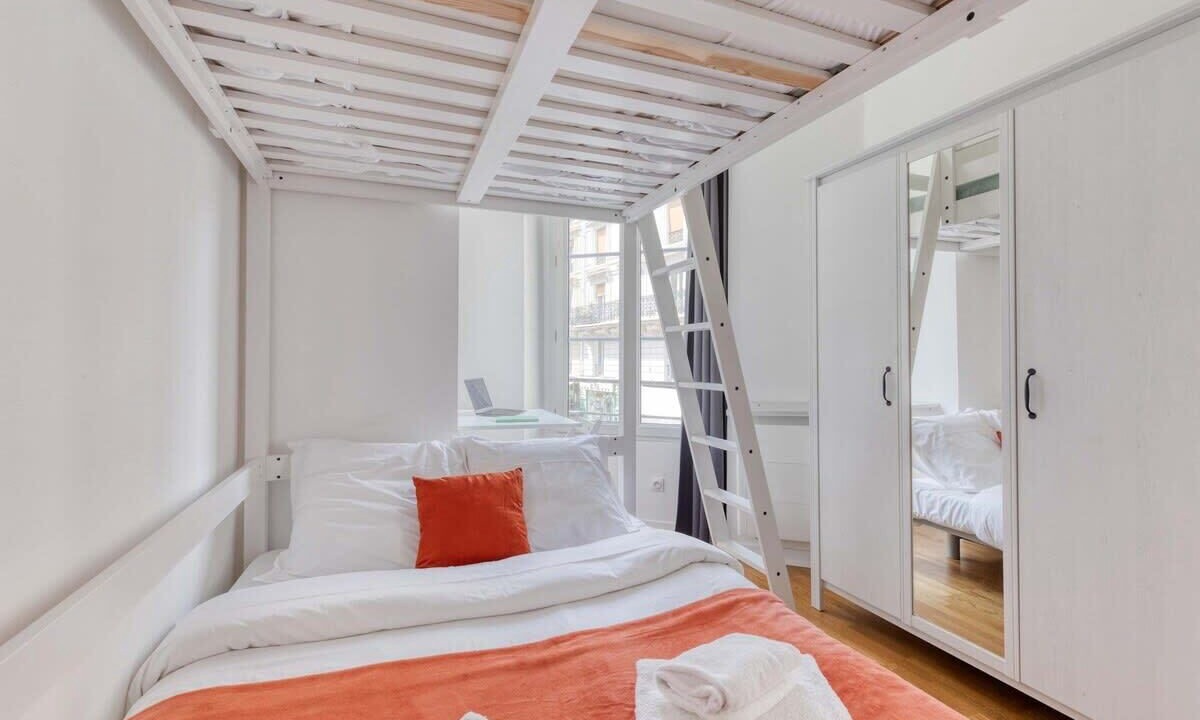 Photo of Bedroom in Batignolles