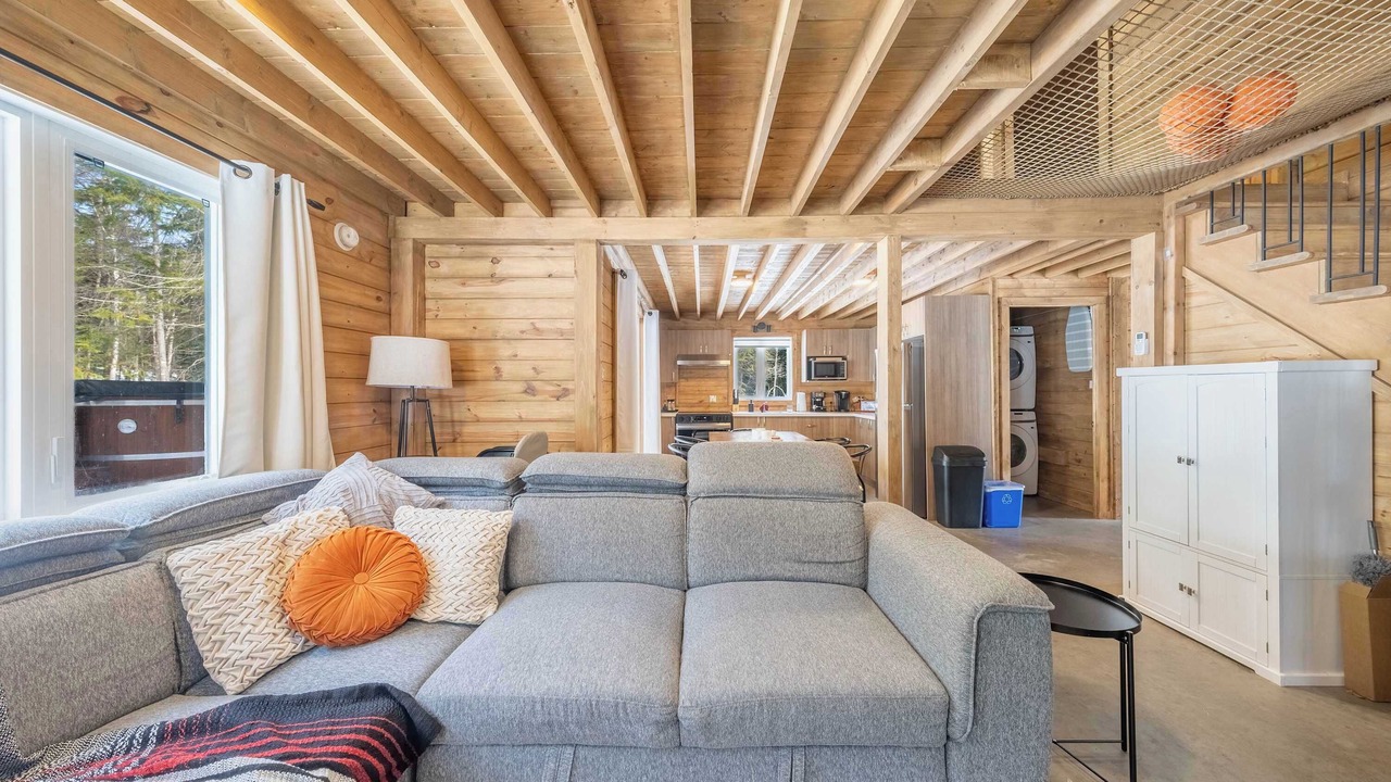 Photo of Livingroom in Lac-Etchemin