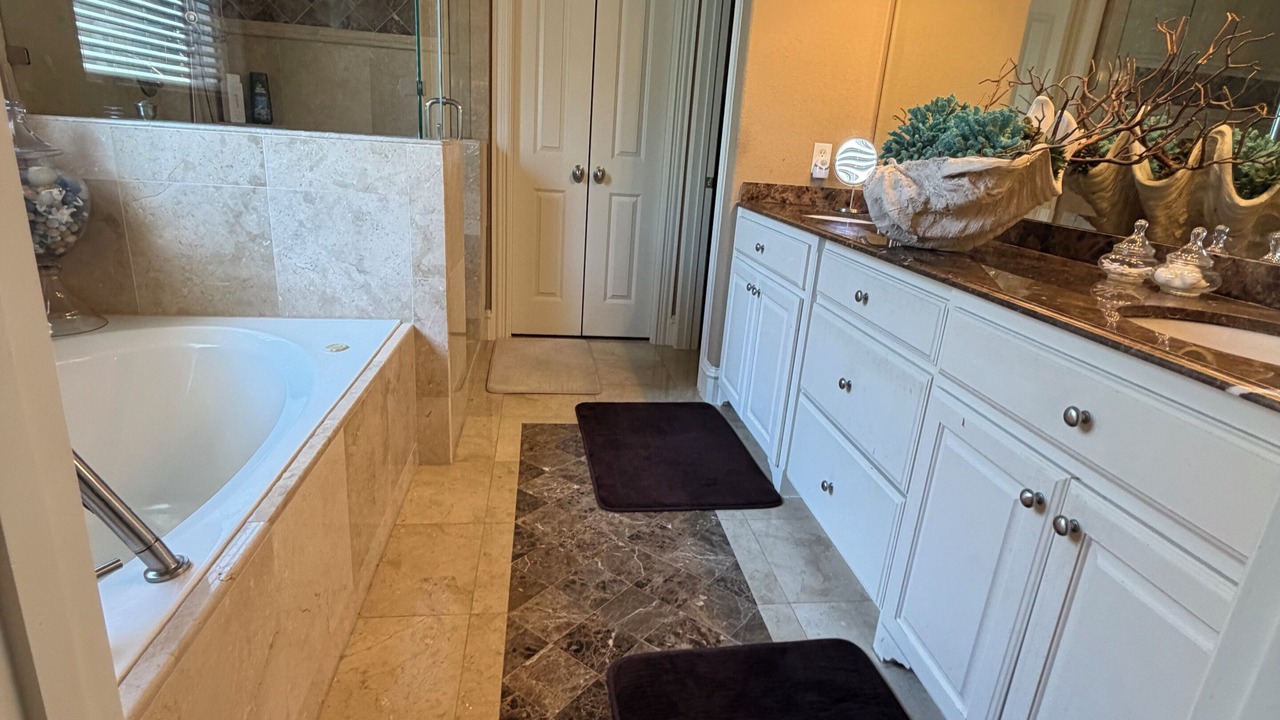 Photo of Bathroom in Oak Lawn