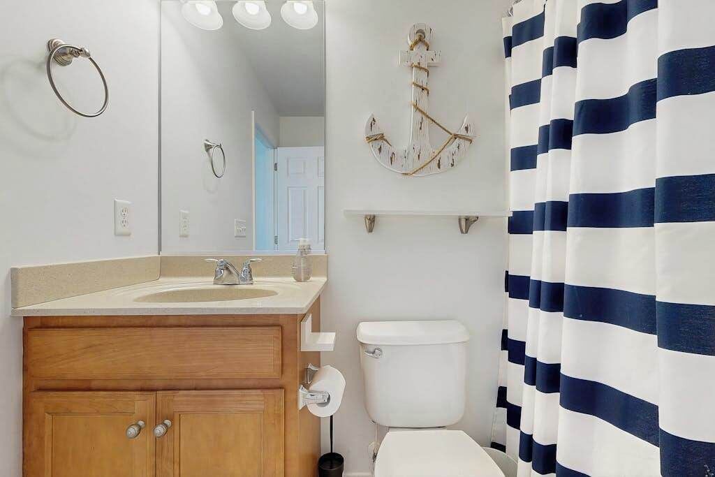 Photo of Bathroom in The Commons