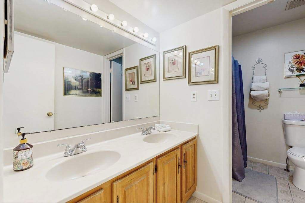 Photo of Bathroom in Bethany Beach
