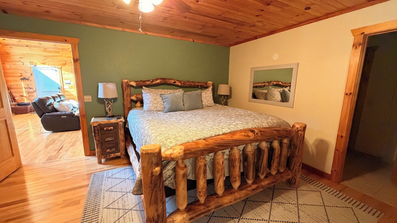 Photo of Bedroom in Bryson City