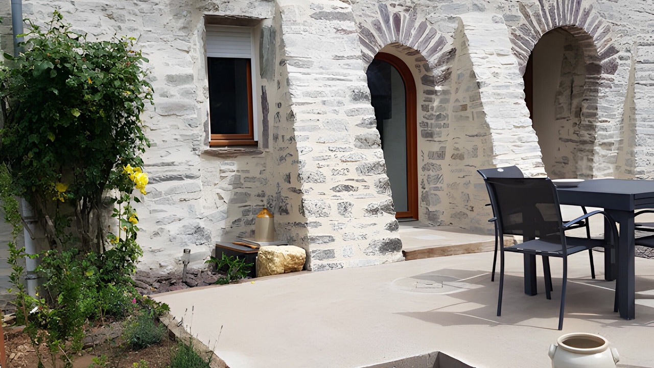 Photo of Outdoor in Laille
