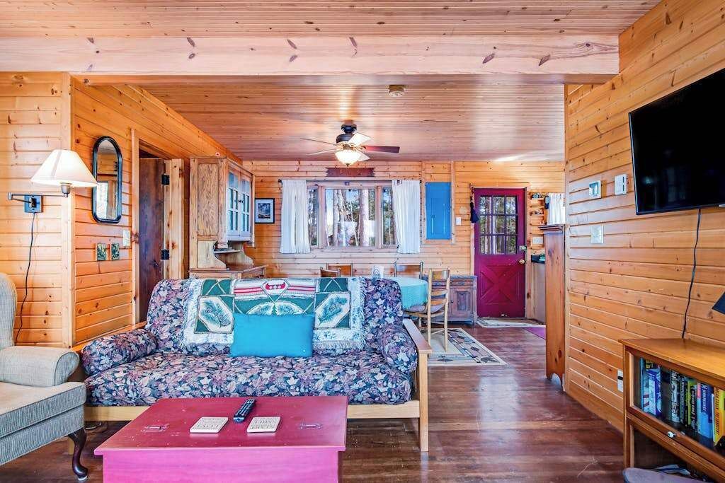 Photo of Livingroom in Three Lakes