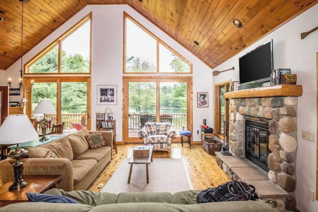 Photo of Livingroom in Woodruff