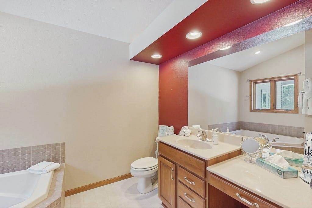 Photo of Bathroom in Friendship