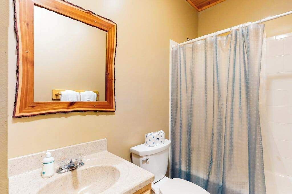 Photo of Bathroom in Mercer