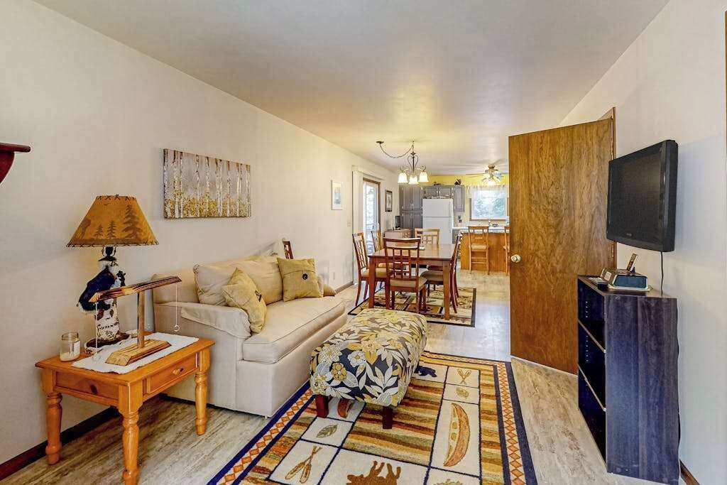 Photo of Livingroom in Mercer