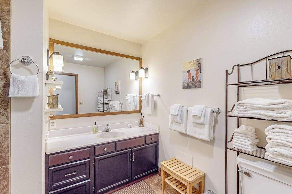 Photo of Bathroom in Mercer