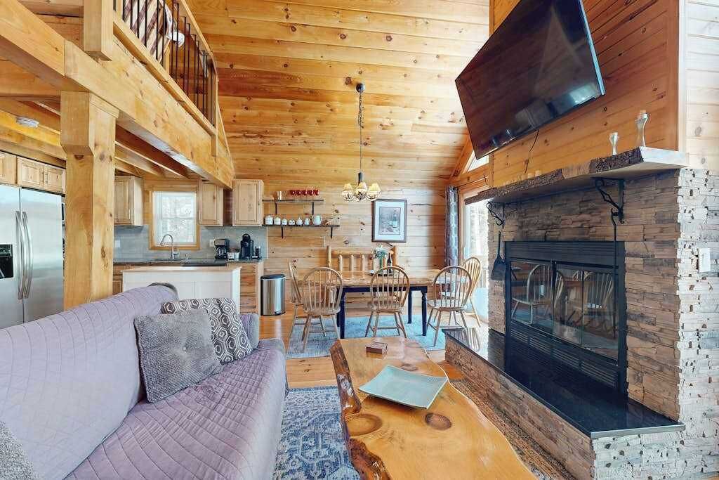 Photo of Livingroom in Friendship