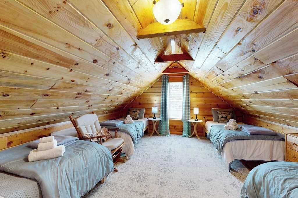 Photo of Bedroom in Friendship