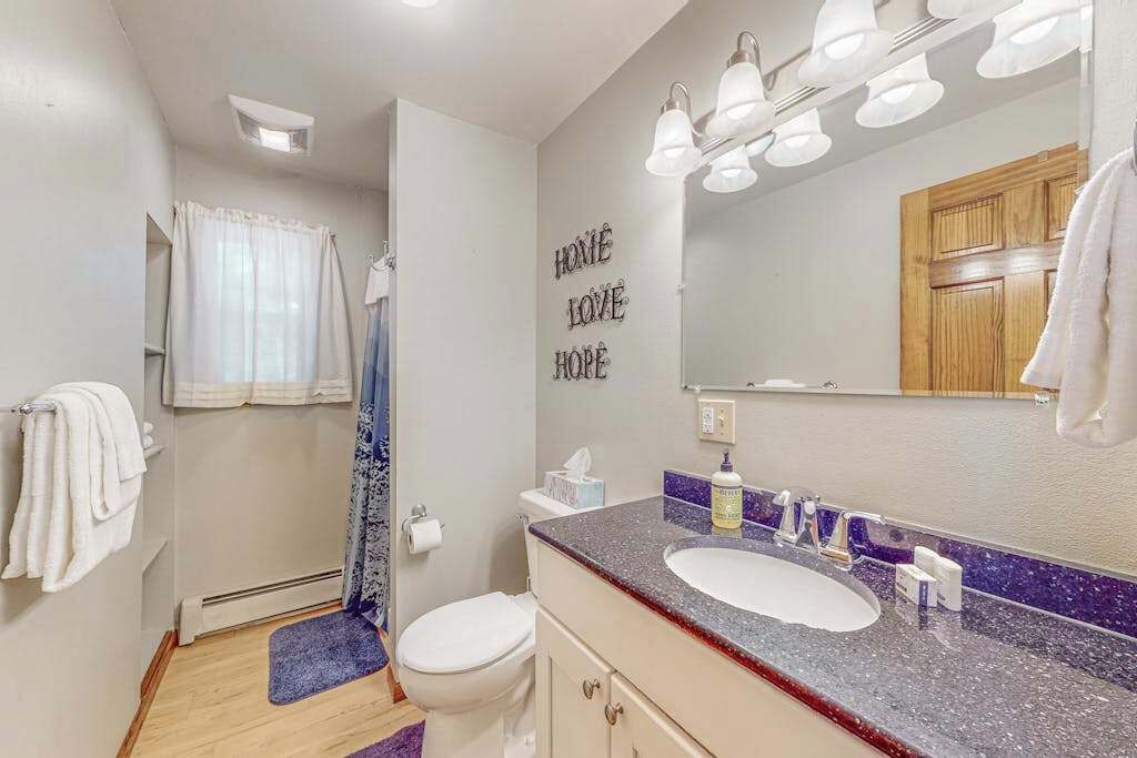Photo of Bathroom in Arbor Vitae