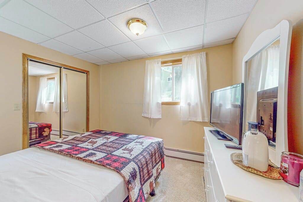 Photo of Bedroom in Arbor Vitae