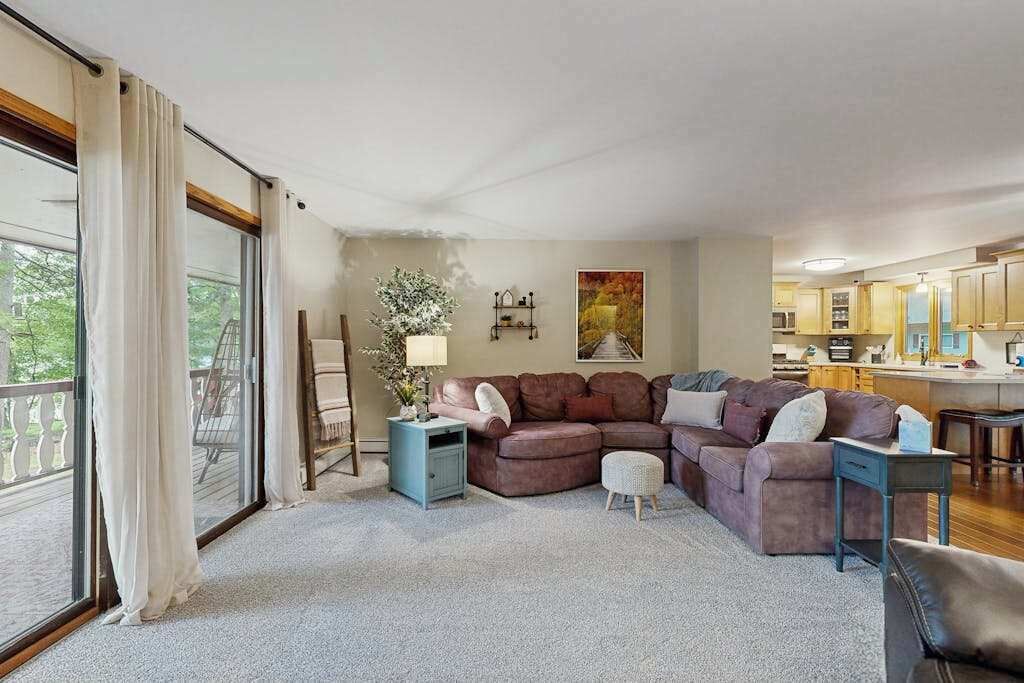 Photo of Livingroom in Arbor Vitae