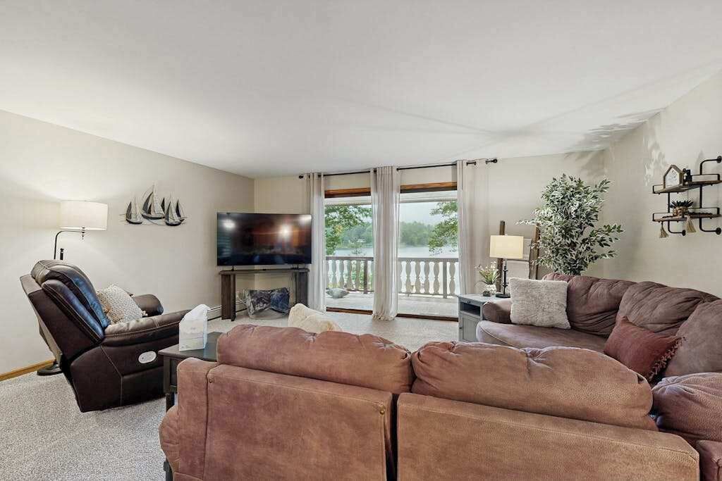Photo of Livingroom in Arbor Vitae