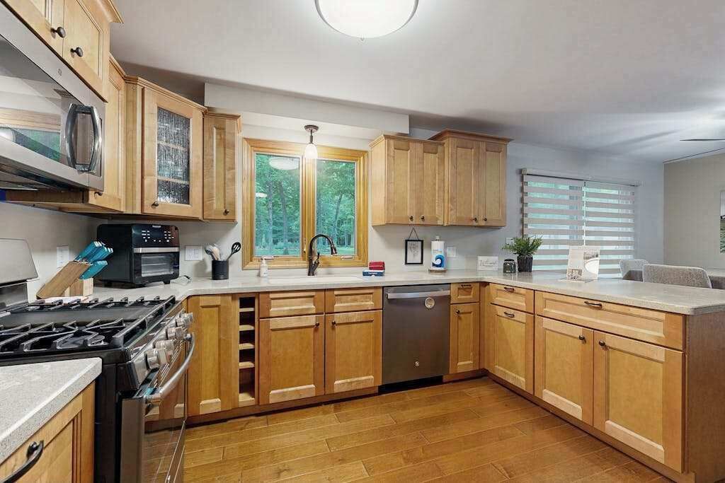 Photo of Kitchen in Arbor Vitae