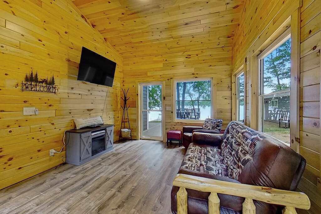 Photo of Livingroom in Minocqua