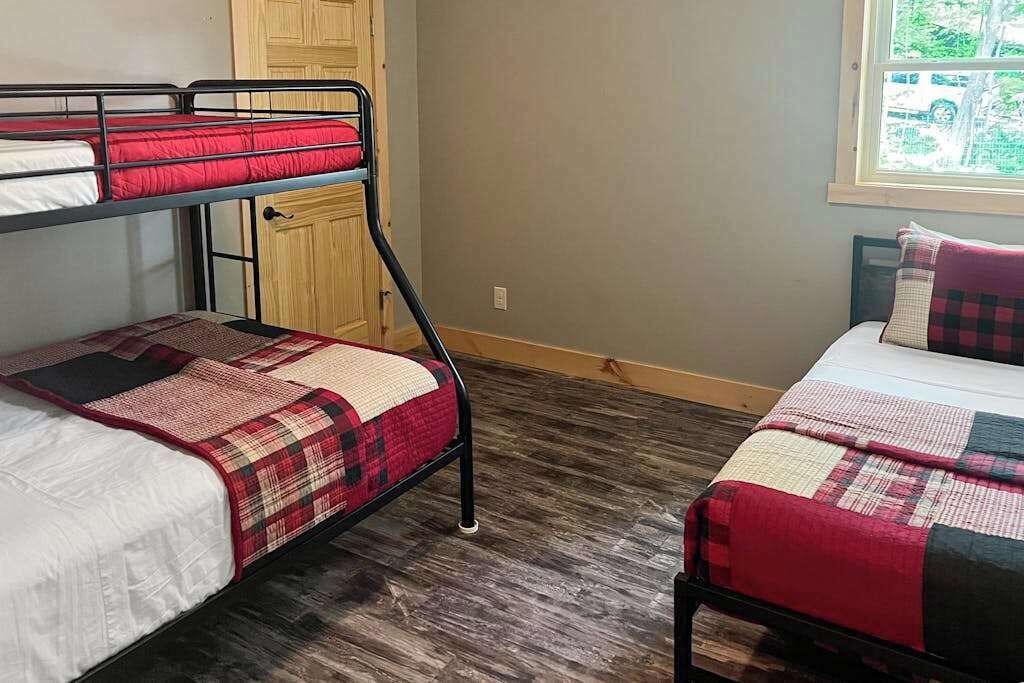 Photo of Bedroom in Minocqua