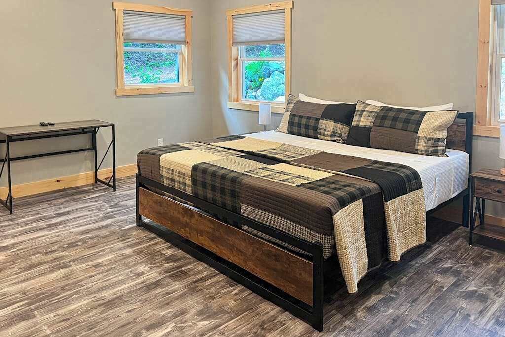Photo of Bedroom in Minocqua