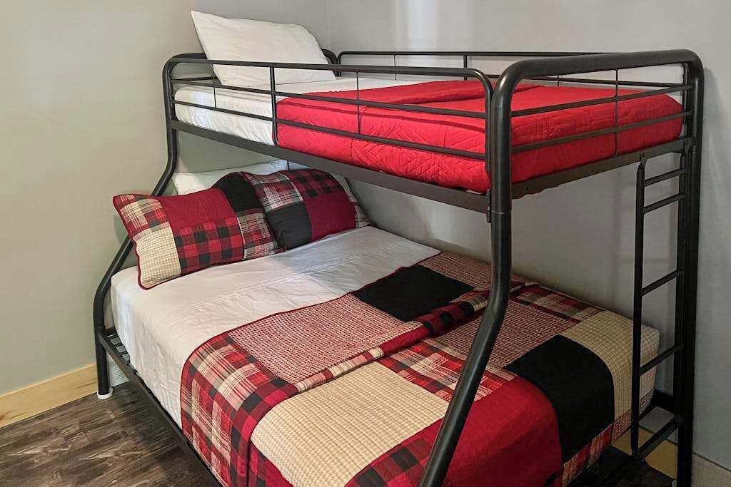 Photo of Bedroom in Minocqua