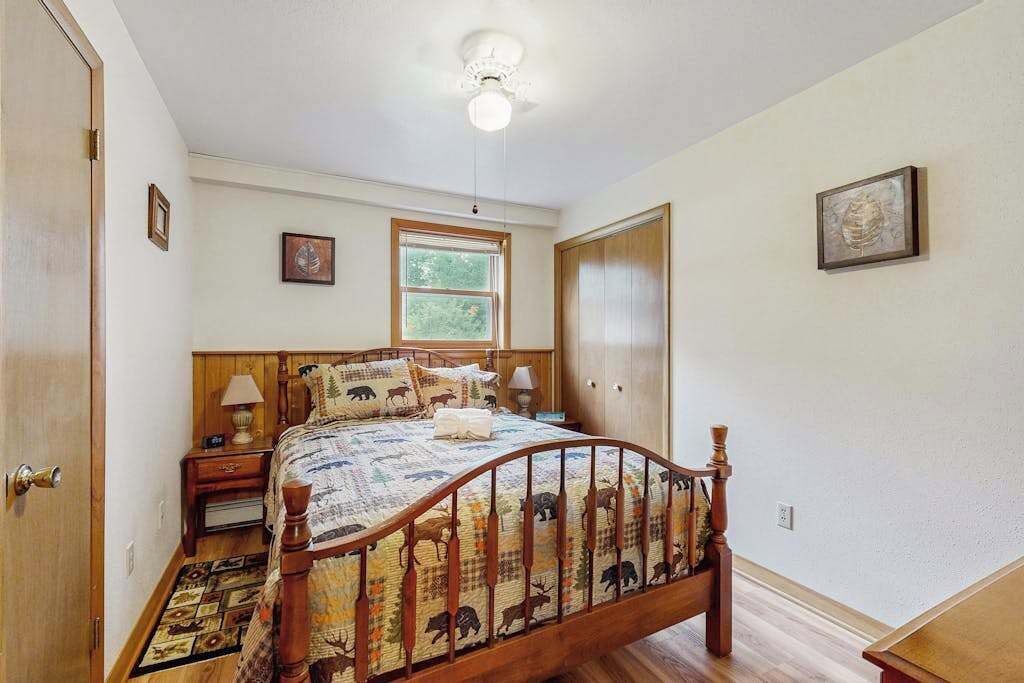 Photo of Bedroom in Friendship