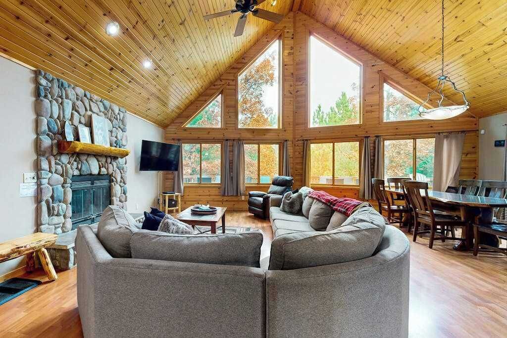 Photo of Livingroom in Friendship