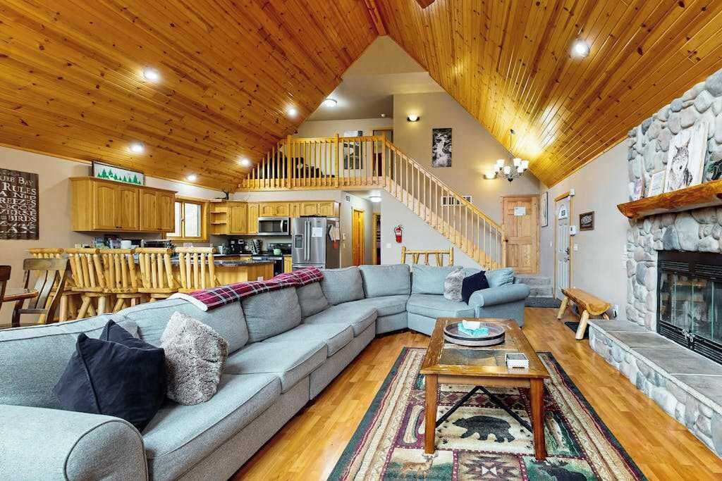 Photo of Livingroom in Friendship