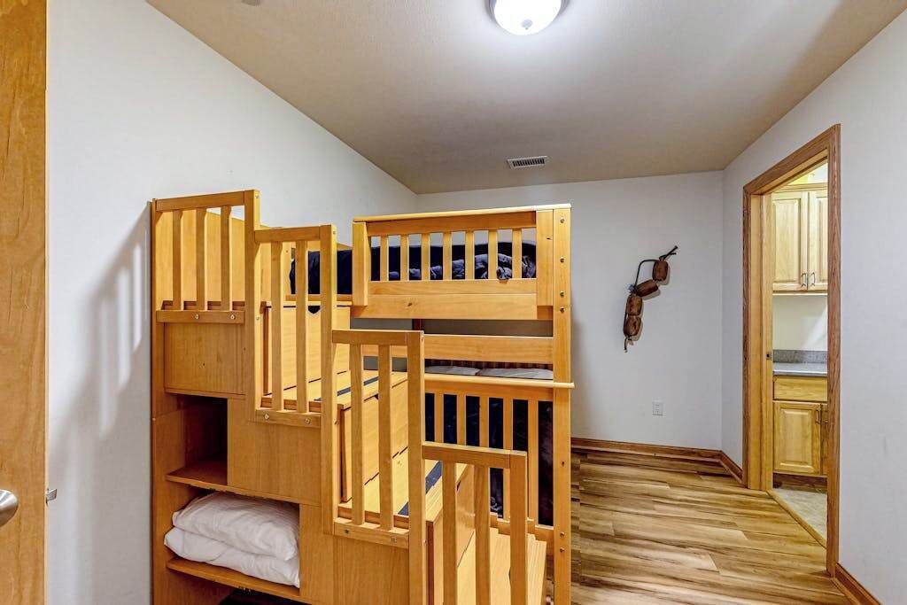 Photo of Bedroom in Dellwood