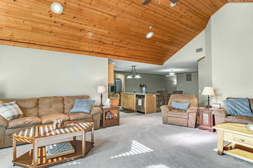 Photo of Livingroom in Arkdale
