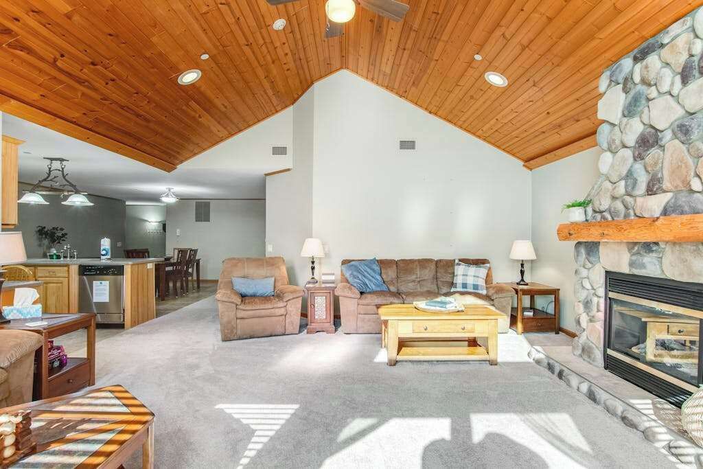 Photo of Livingroom in Arkdale