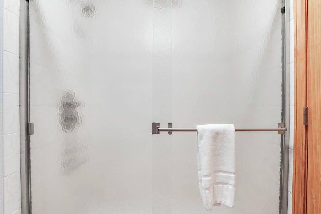 Photo of Bathroom in Arkdale