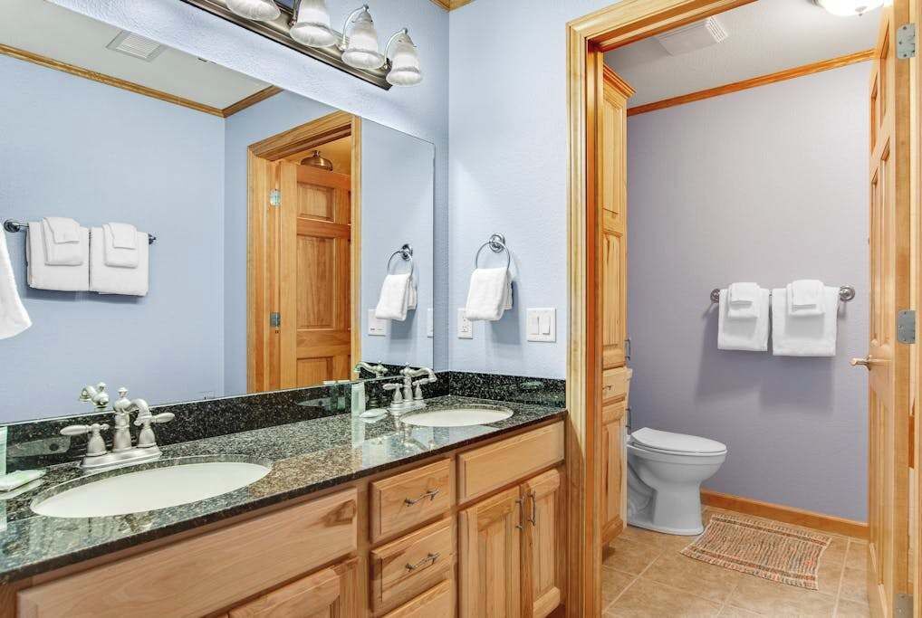 Photo of Bathroom in Arkdale