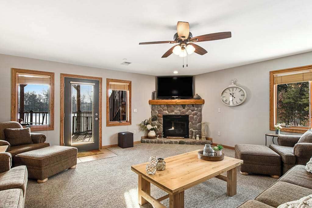 Photo of Livingroom in Arkdale